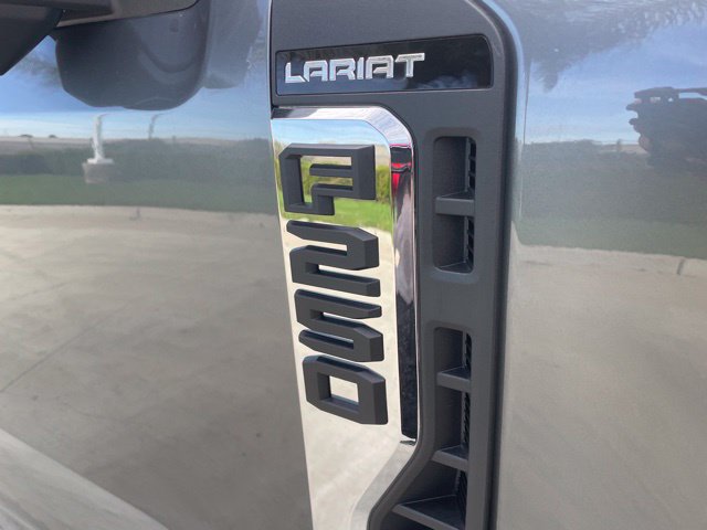 New 2026 Ford F250 Lariat w/ Lariat Ultimate Package AWD/4WD image 32