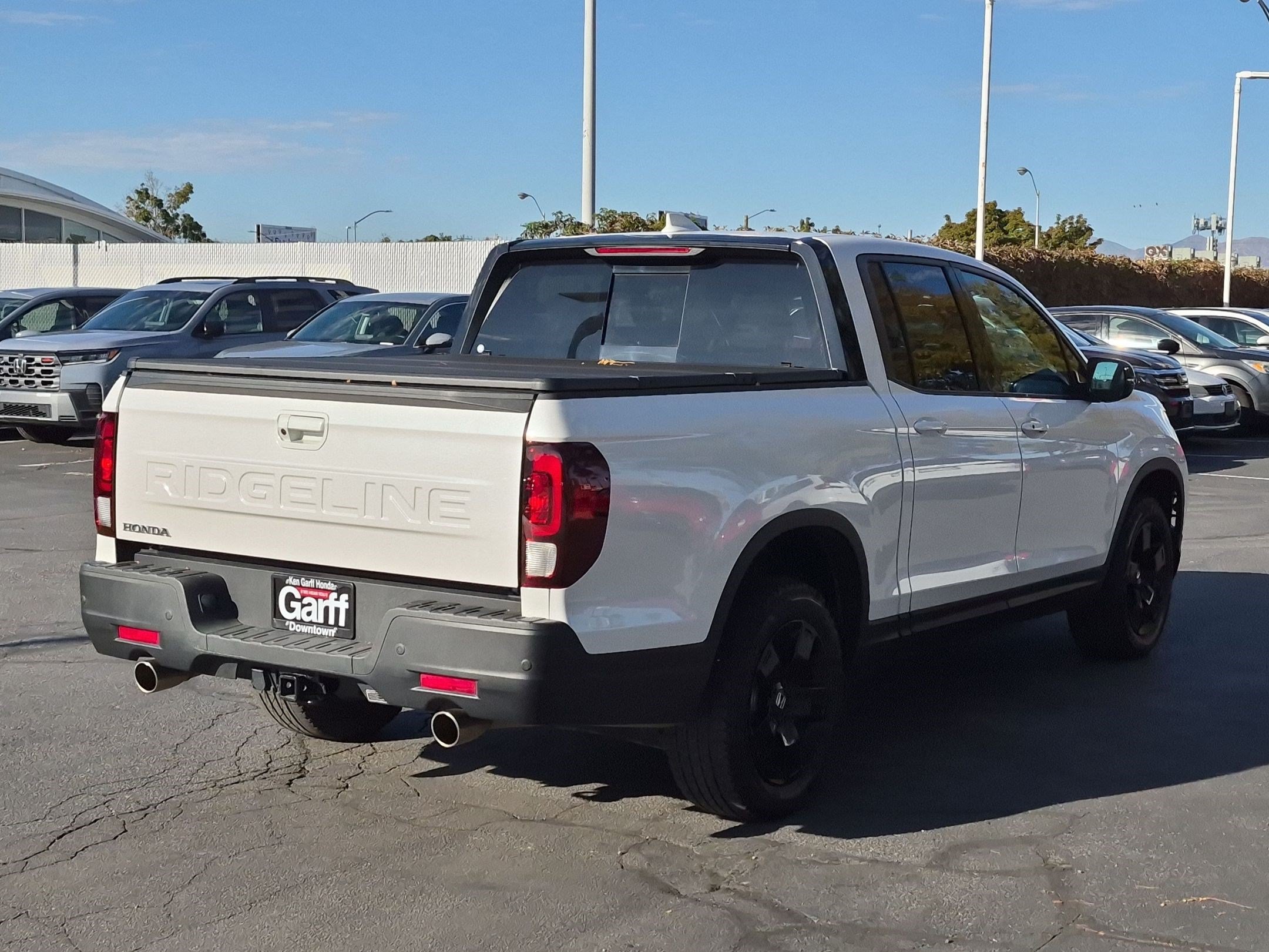 Certified 2024 Honda Ridgeline Black Edition image 3