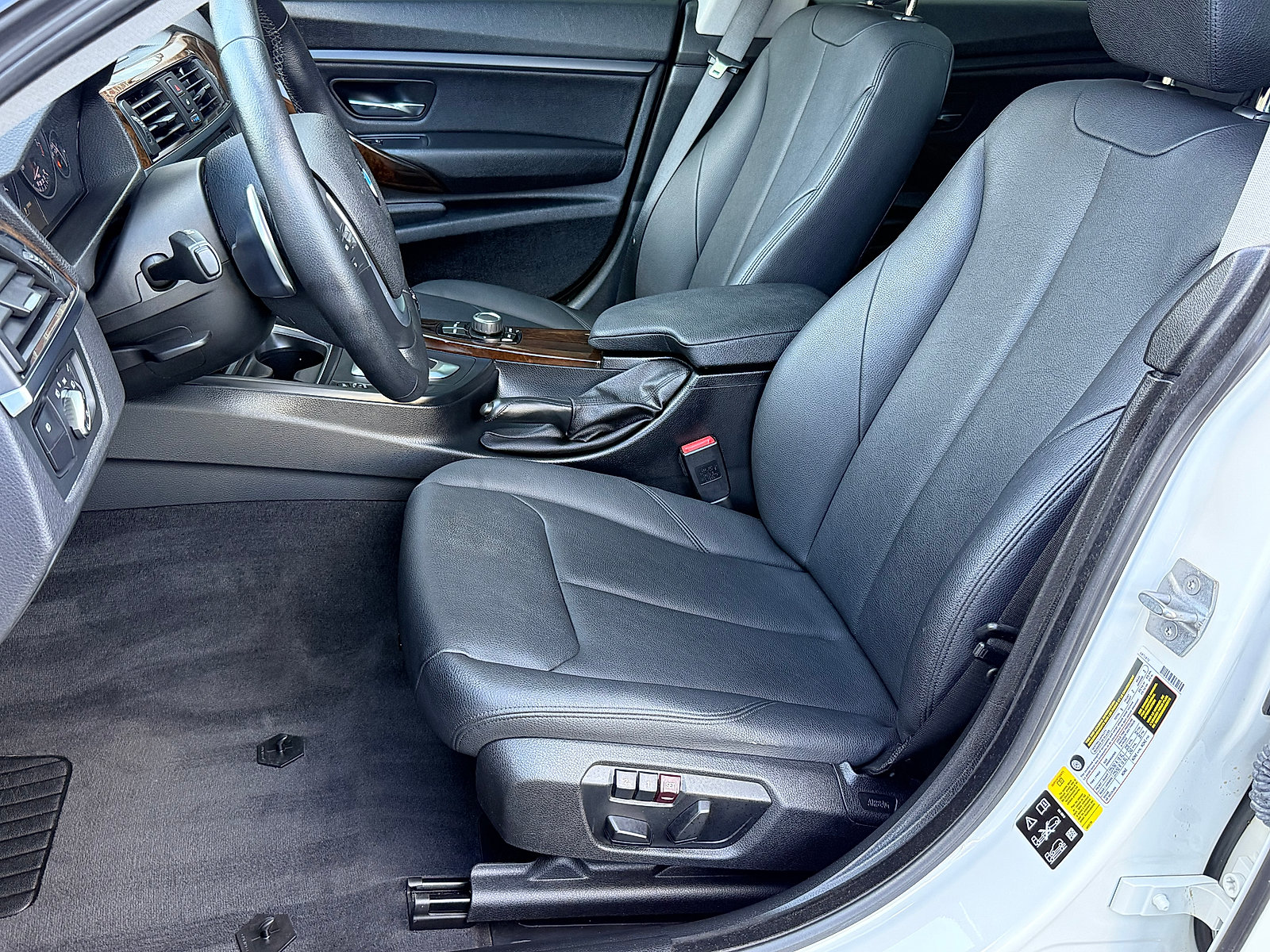 Used 2015 BMW 335i Gran Turismo xDrive AWD/4WD image 33