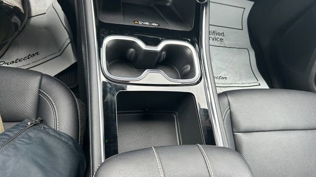 Certified 2025 Chevrolet Traverse LT AWD/4WD image 20
