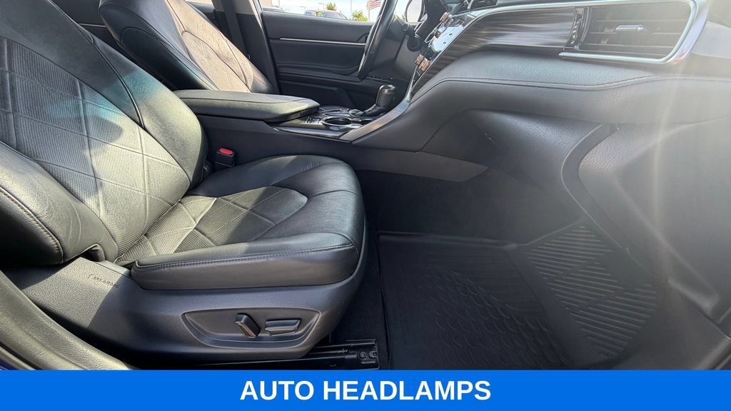 Used 2018 Toyota Camry XLE w/ Protection Package (Q2) FWD image 13