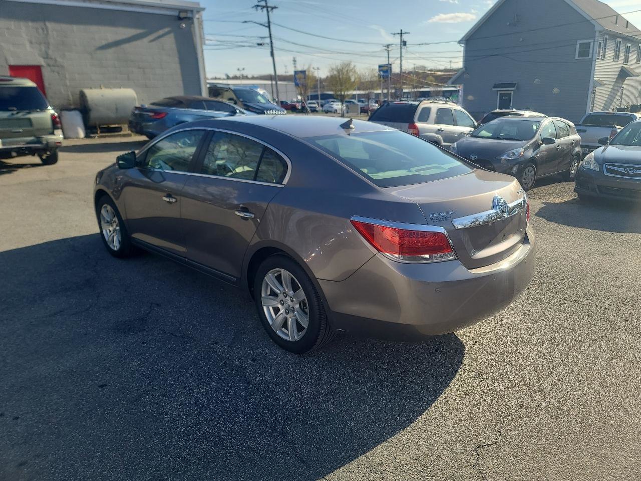 Used 2010 Buick LaCrosse CXL w/ Luxury Package FWD image 5