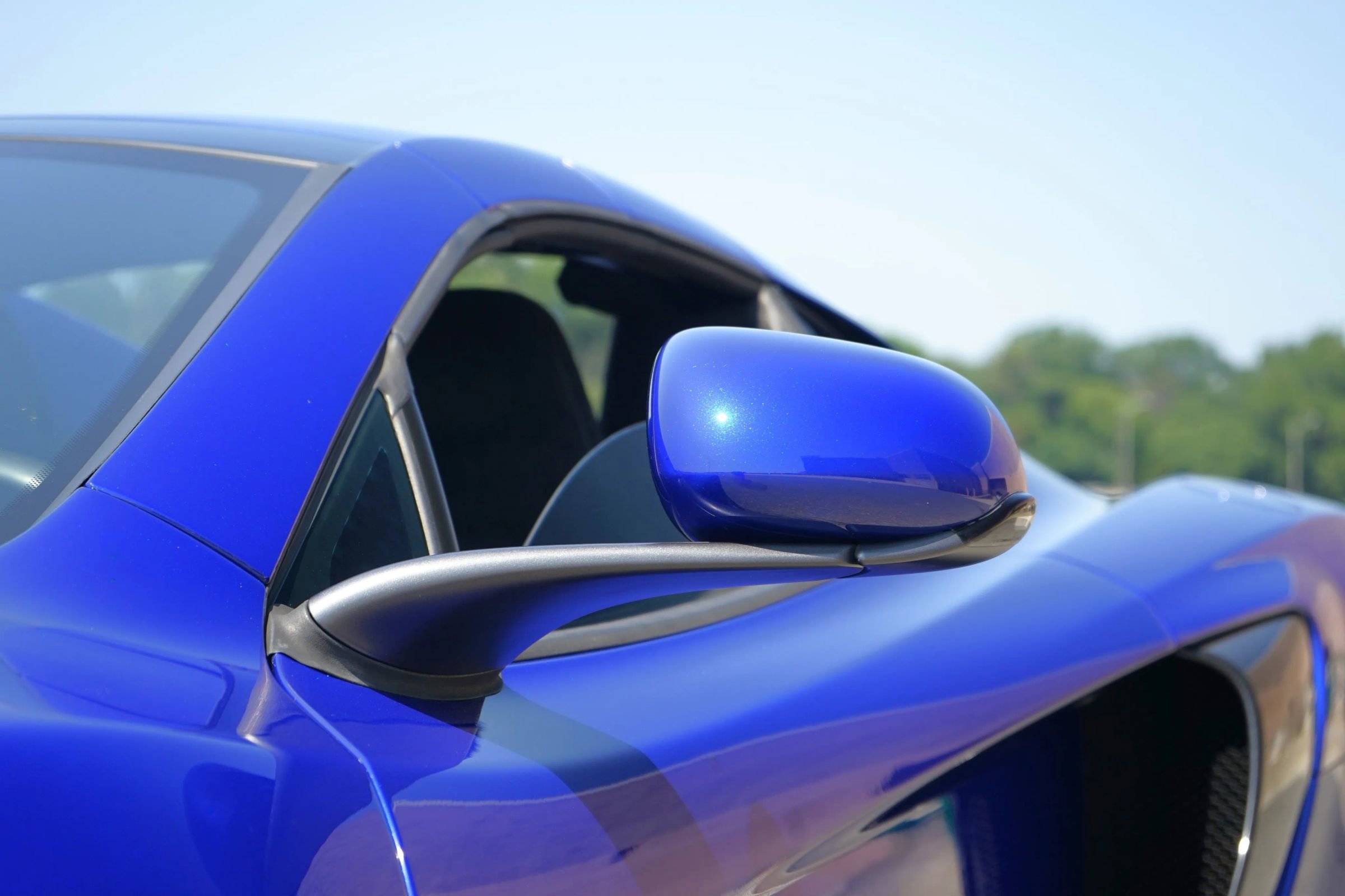 Used 2015 McLaren 650S Spider image 21