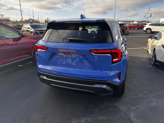 Used 2025 GMC Terrain Elevation image 3