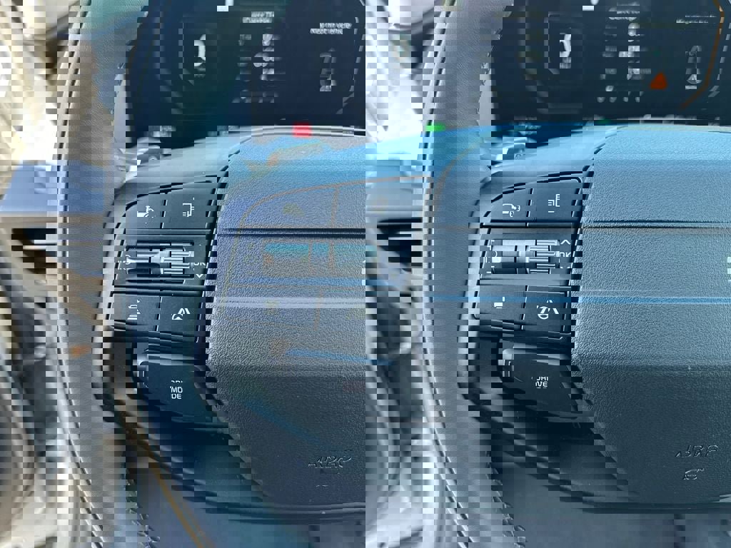 Used 2025 Kia EV6 Light RWD image 17