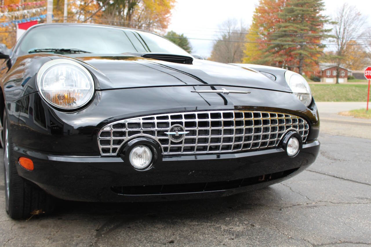 Used 2003 Ford Thunderbird image 23