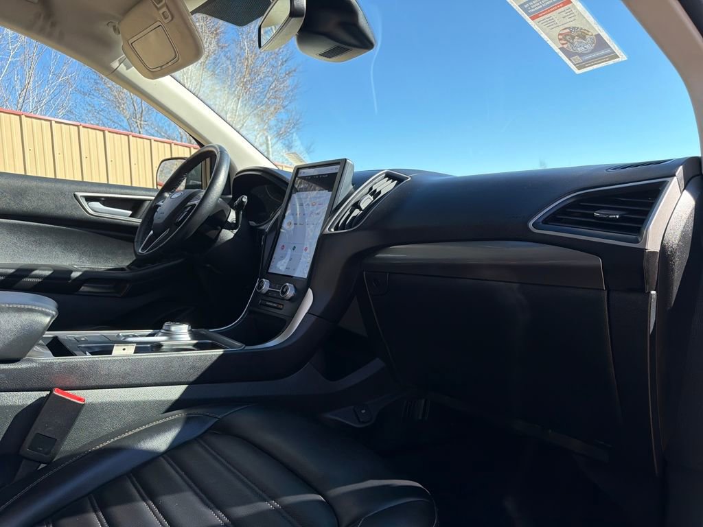 Certified 2024 Ford Edge SEL w/ Convenience Package image 32