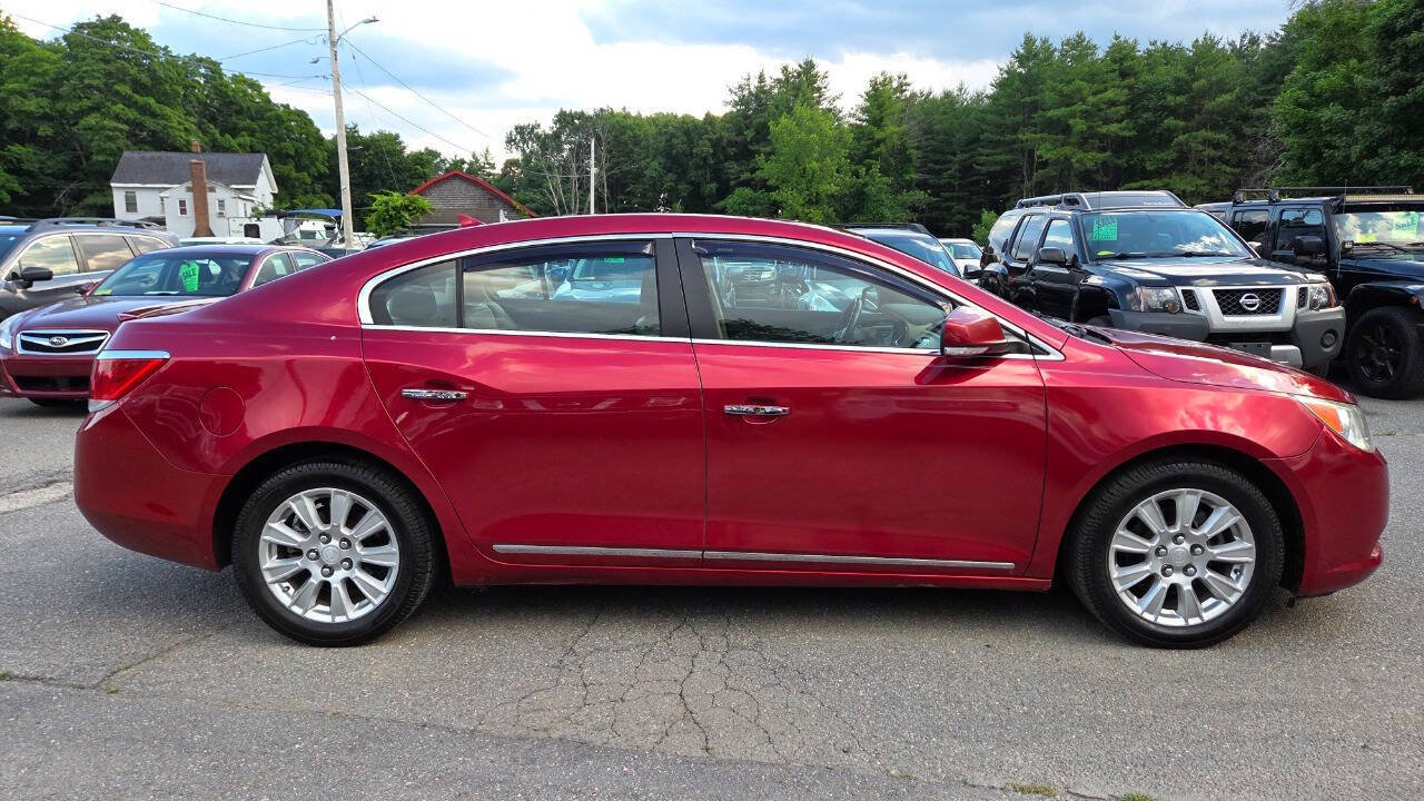 Used 2012 Buick LaCrosse Premium w/ Entertainment Package FWD image 17