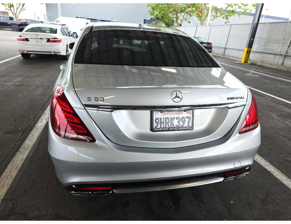 Used 2015 Mercedes-Benz S 63 AMG 4MATIC Sedan w/ Driver Assistance Package image 5