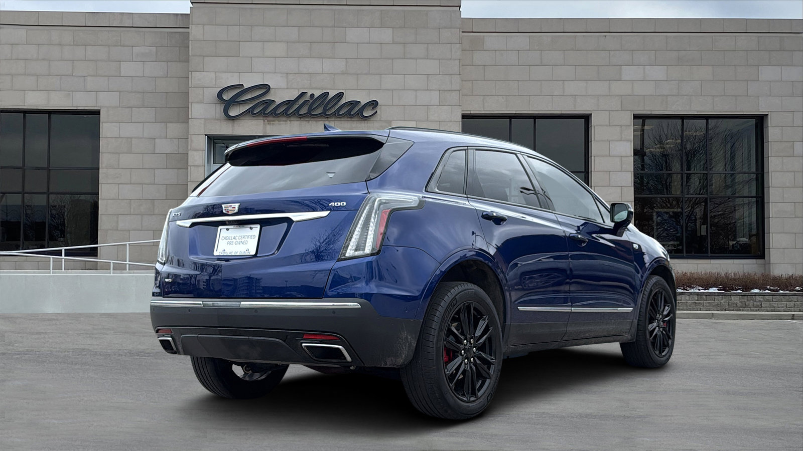 Certified 2024 Cadillac XT5 Sportv w/ Technology Package image 3