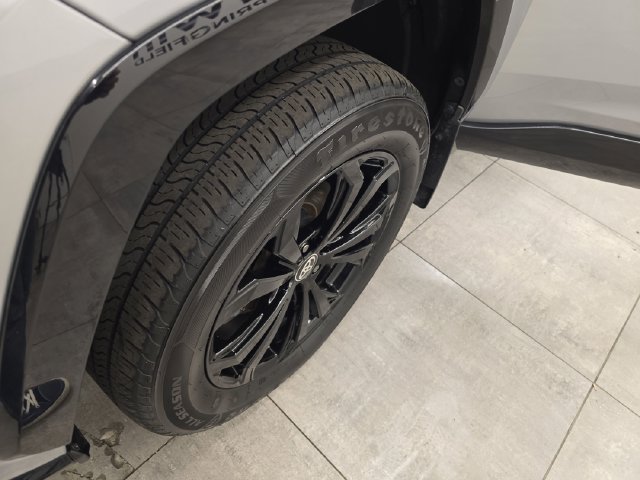 Used 2022 Toyota RAV4 XSE AWD/4WD image 40