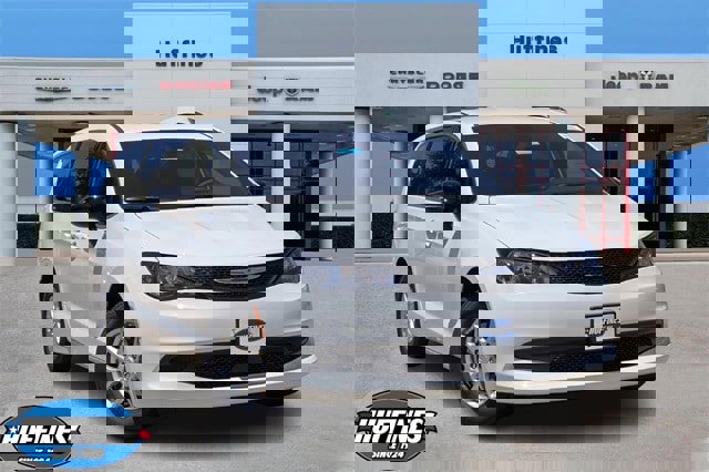 New 2025 Chrysler Voyager LX