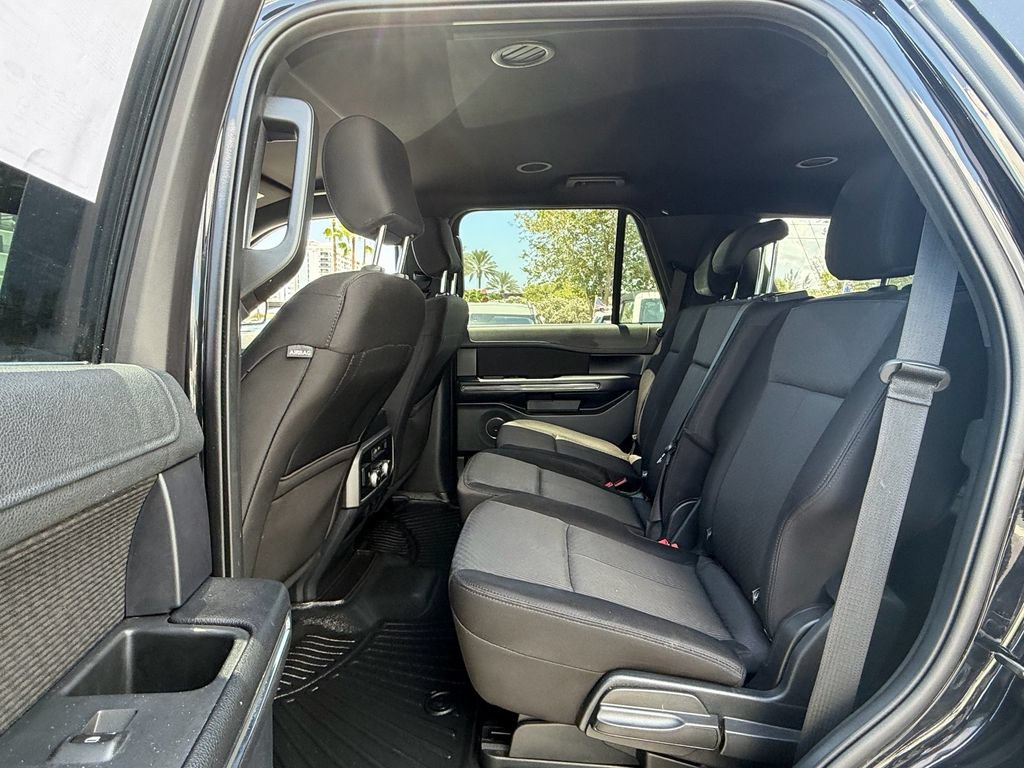 Used 2020 Ford Expedition XLT RWD image 12