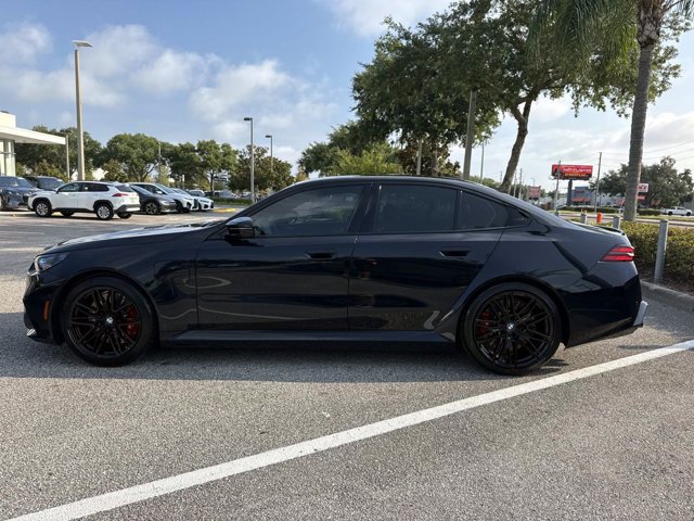 Used 2025 BMW M5 w/ Executive Package AWD/4WD image 7