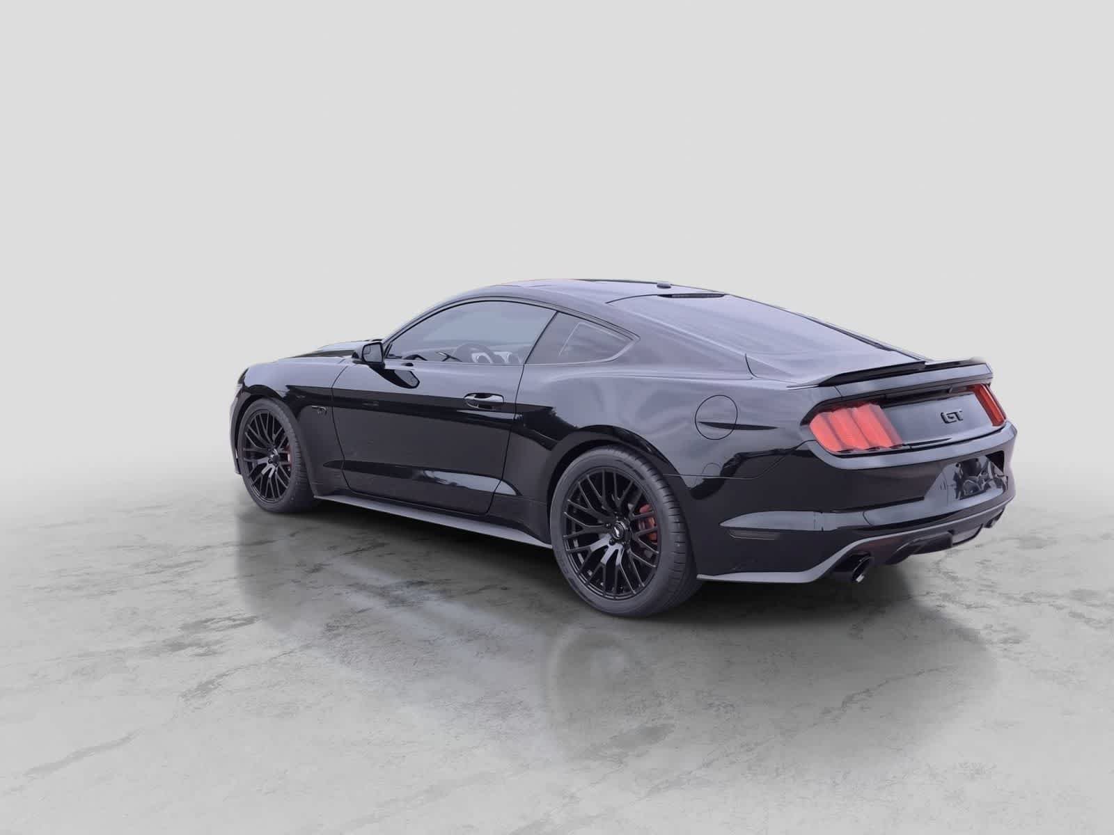 Used 2015 Ford Mustang GT Premium RWD image 6