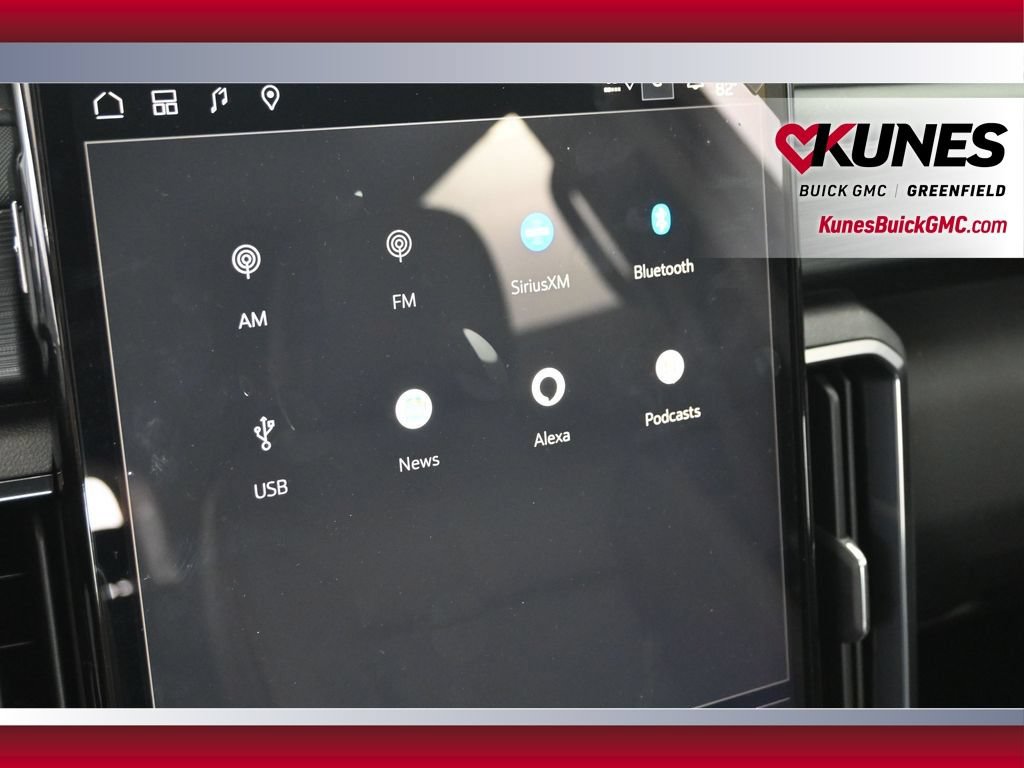 New 2025 GMC Acadia AT4 w/ LPO, Floor Liner Package AWD/4WD image 26