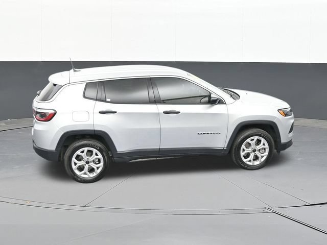 Used 2025 Jeep Compass Sport AWD/4WD image 59