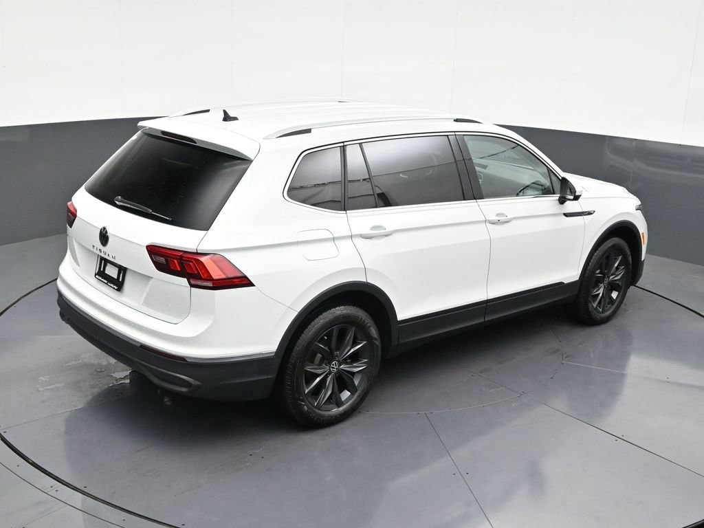 Used 2024 Volkswagen Tiguan SE FWD image 19