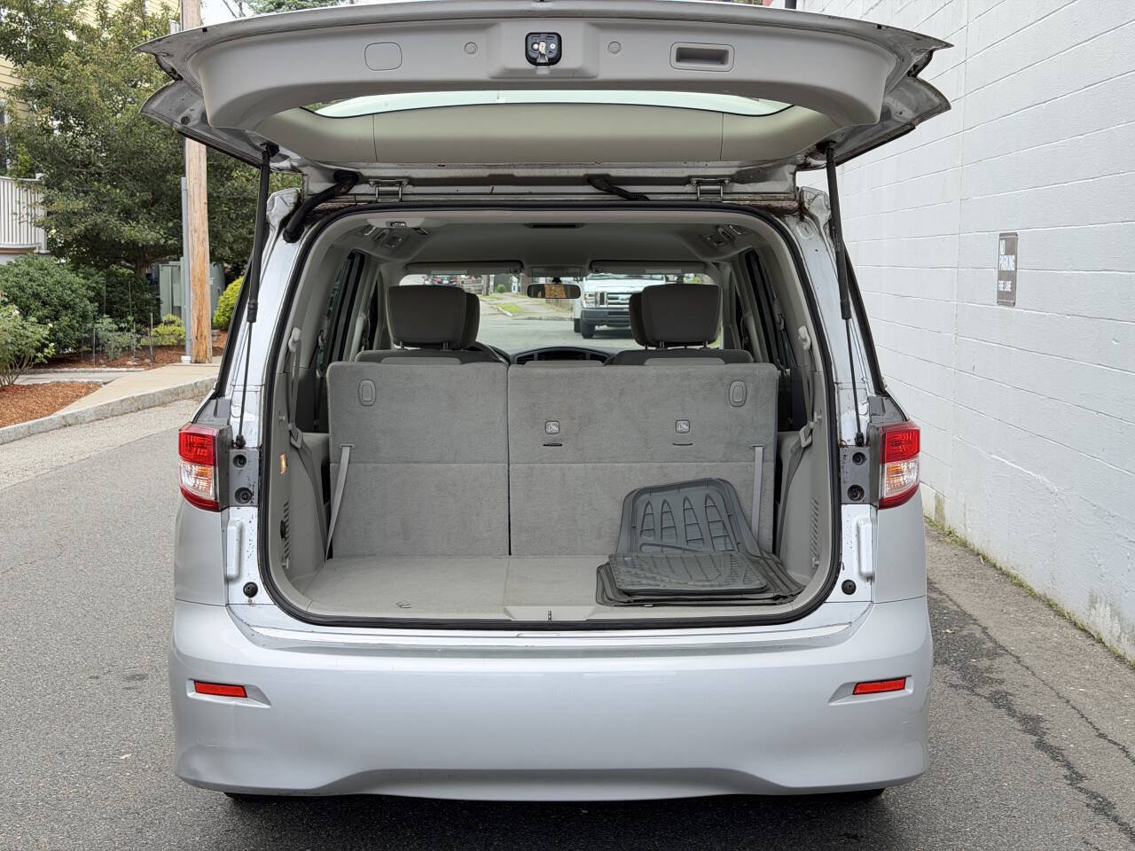 Used 2014 Nissan Quest S FWD image 28