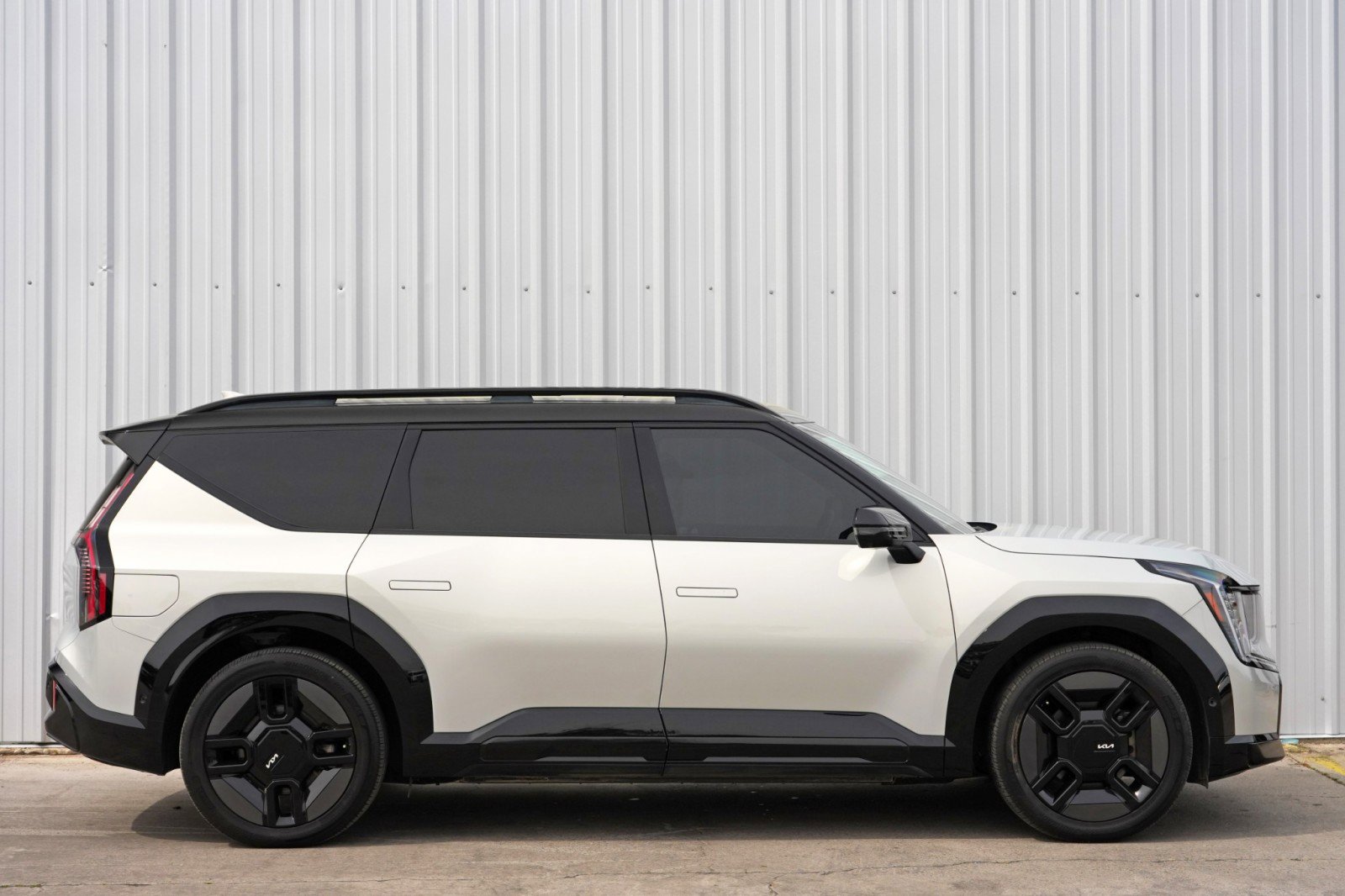 Used 2024 Kia EV9 GT-Line image 58