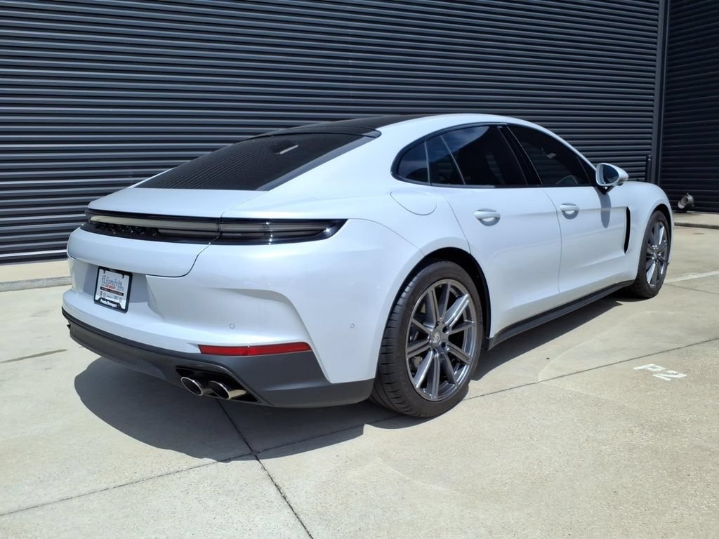 Certified 2024 Porsche Panamera RWD image 6
