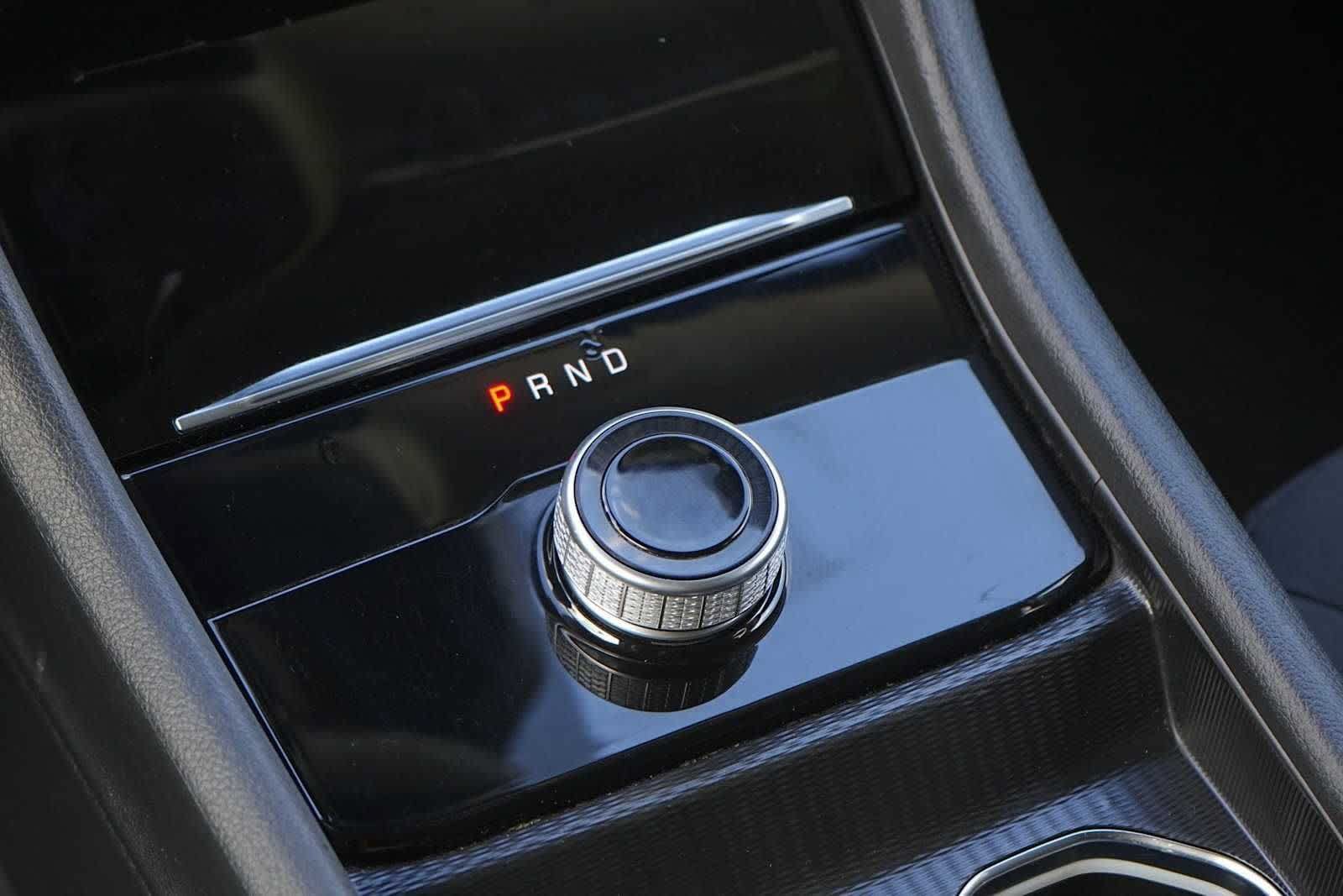 Used 2024 Jeep Grand Cherokee Laredo RWD image 21