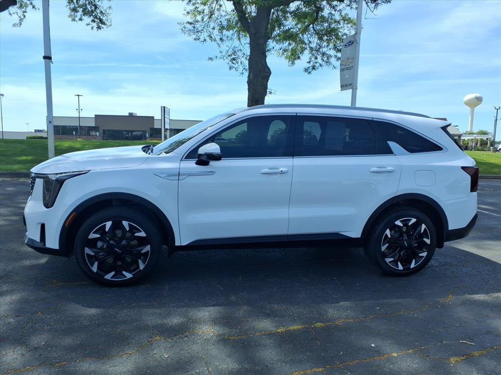 Used 2024 Kia Sorento X-Line EX AWD/4WD image 4