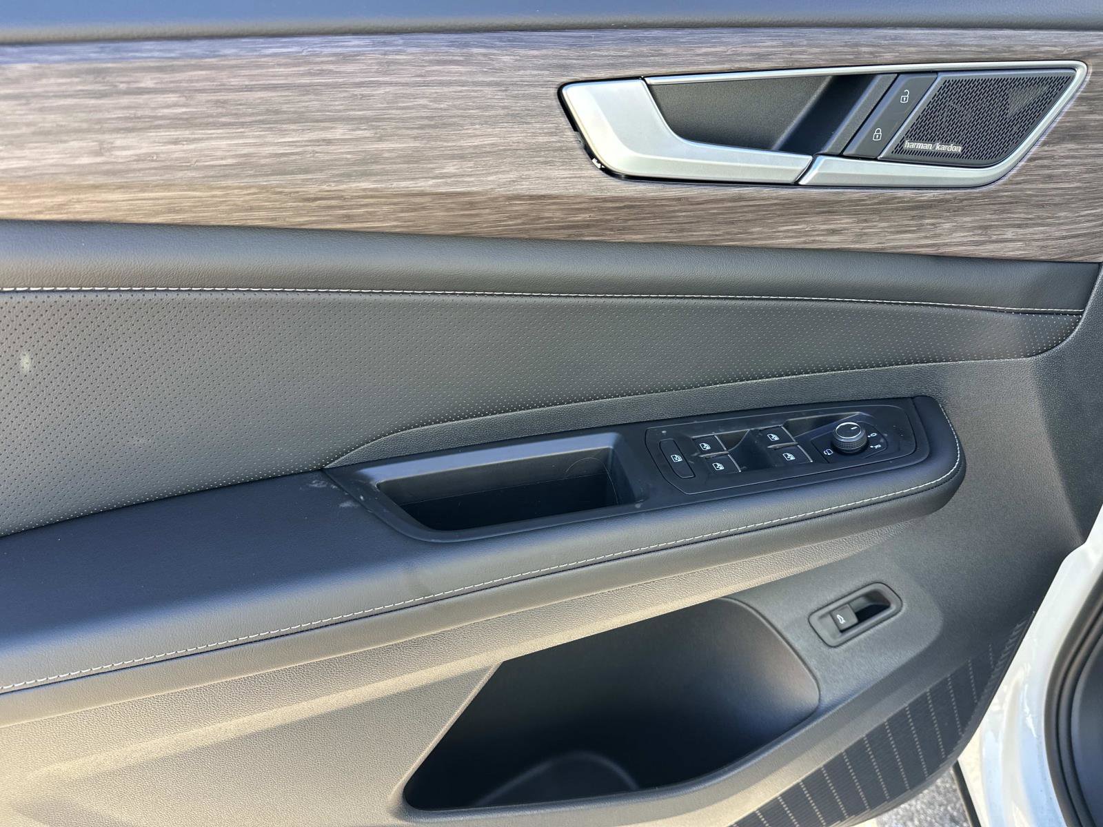 New 2026 Volkswagen Atlas SEL Premium R-Line image 17