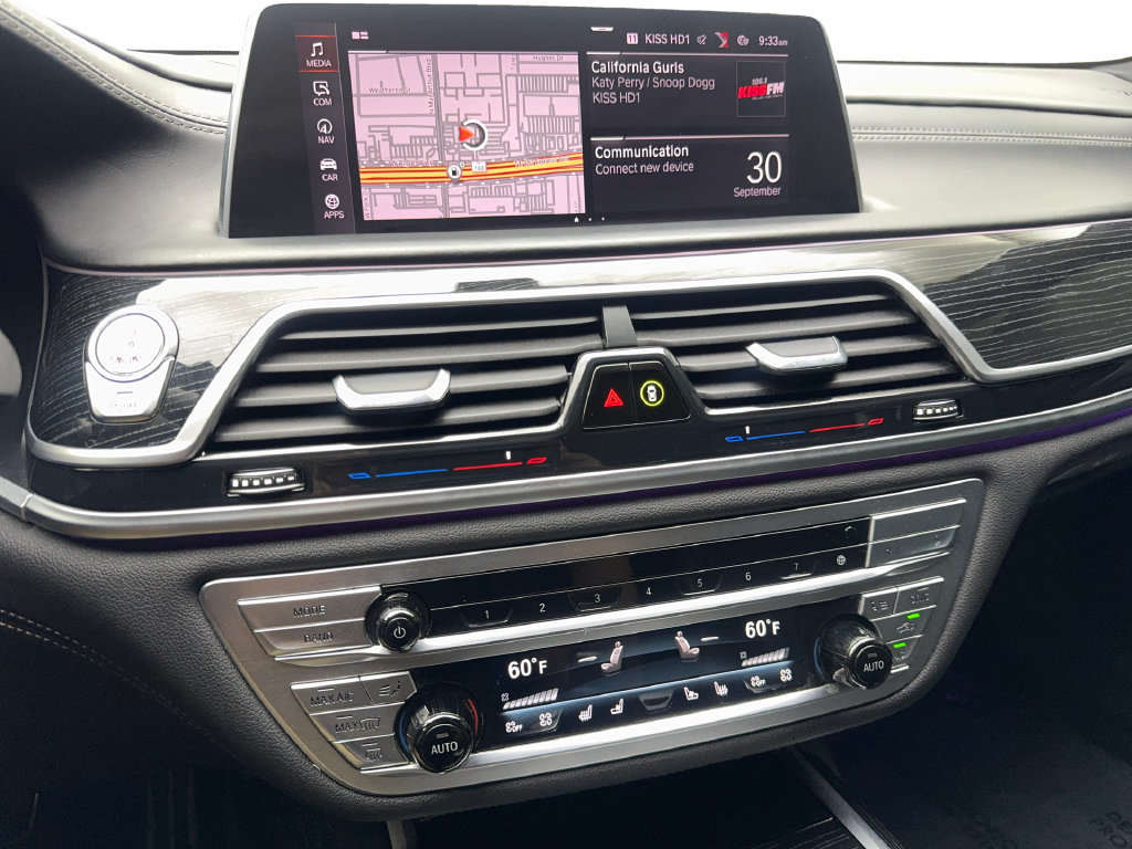 Used 2022 BMW 750i xDrive w/ Executive Package AWD/4WD image 64