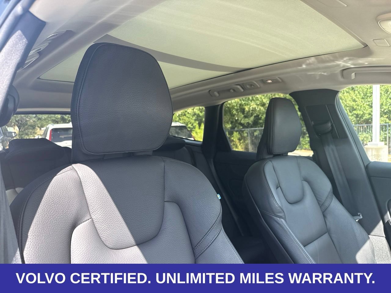 Certified 2024 Volvo XC60 B5 Plus w/ Protection Package Premier AWD/4WD image 12