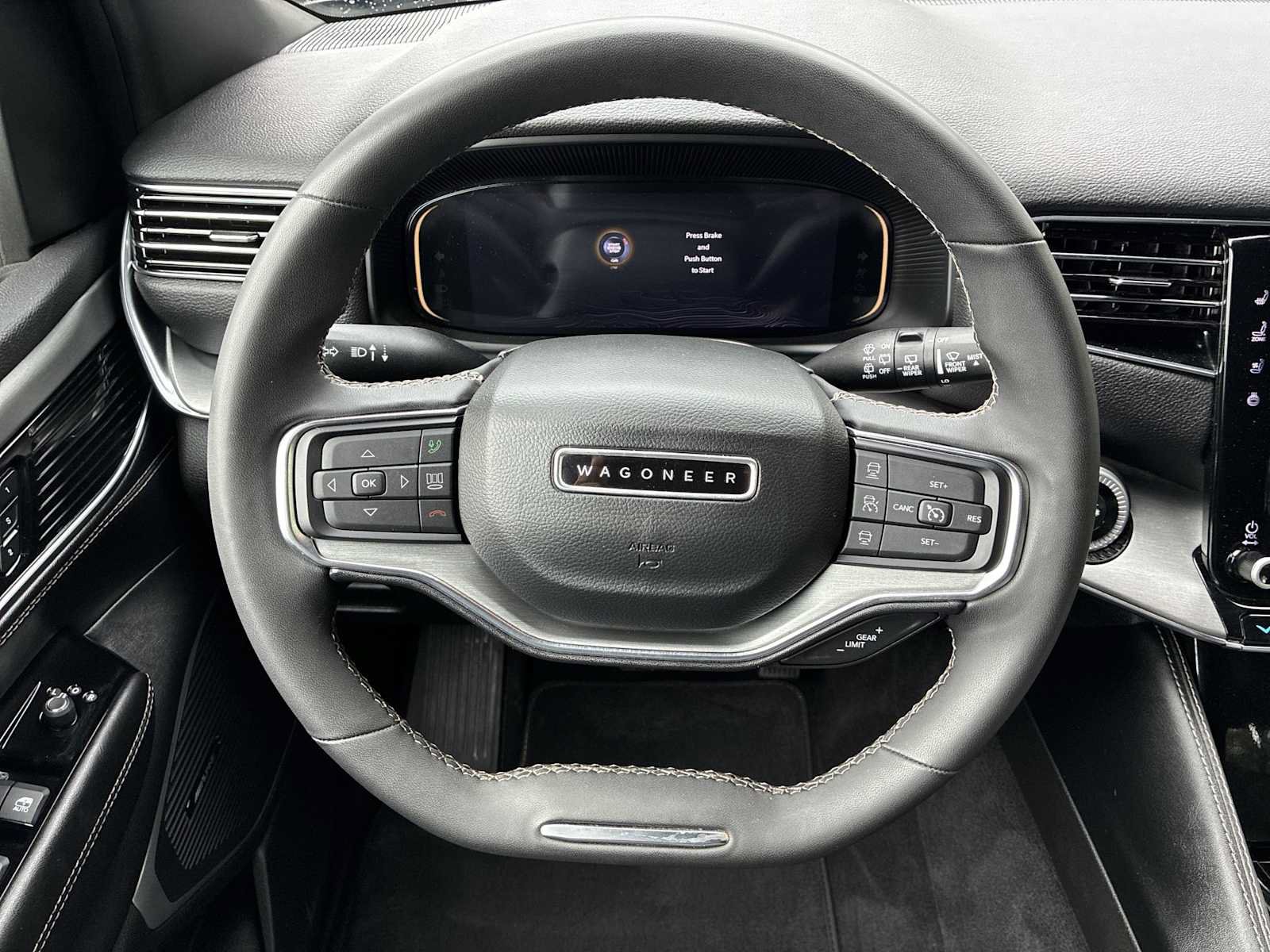 Used 2024 Jeep Wagoneer Series II AWD/4WD image 11