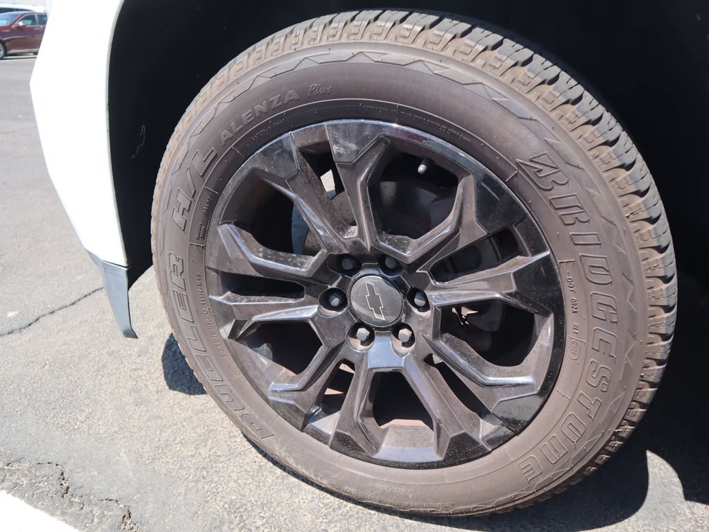 Used 2017 Chevrolet Tahoe Premier RWD image 16