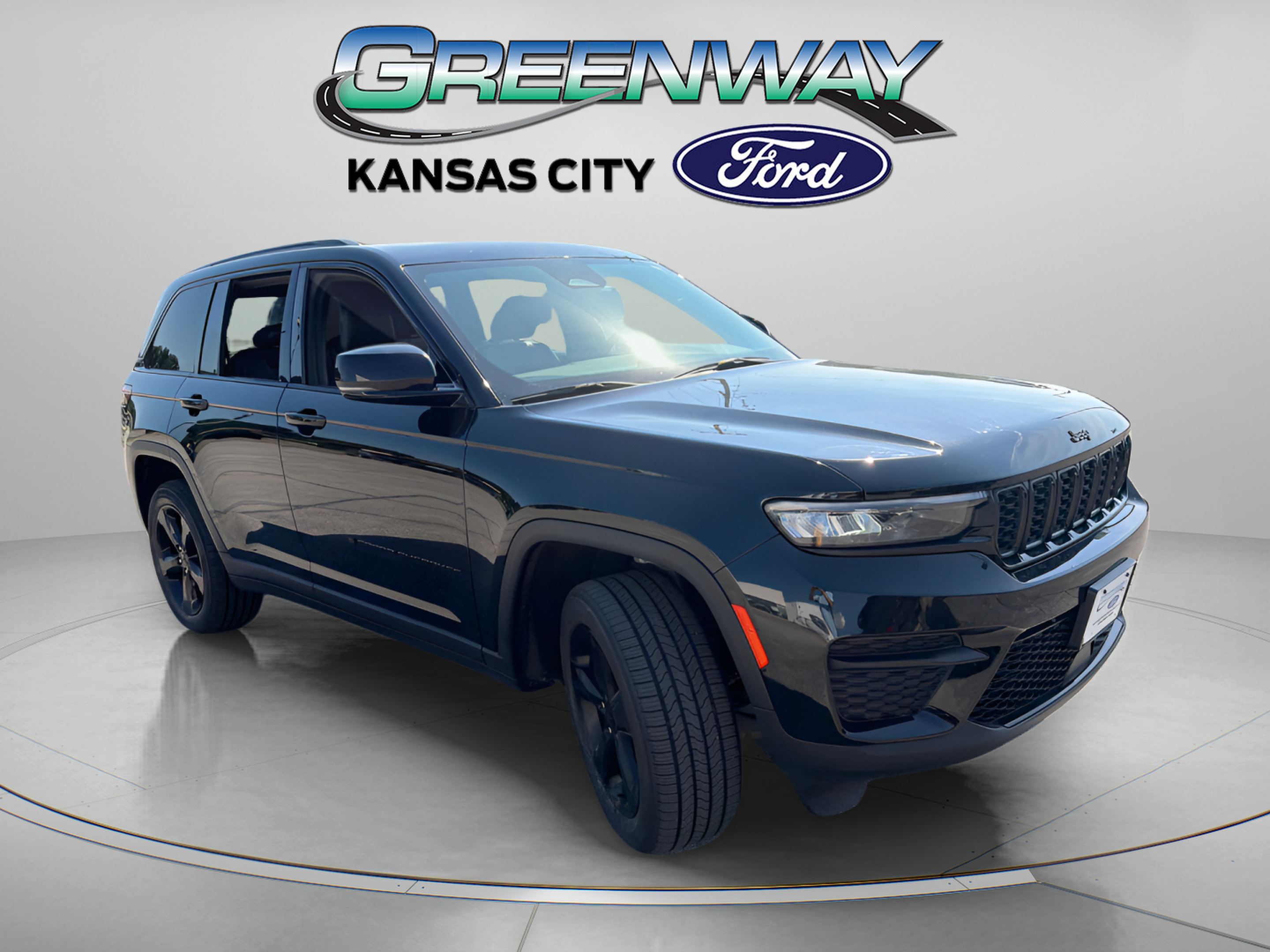Used 2023 Jeep Grand Cherokee Altitude