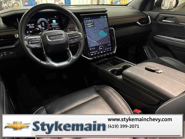 Used 2024 GMC Acadia Denali image 6