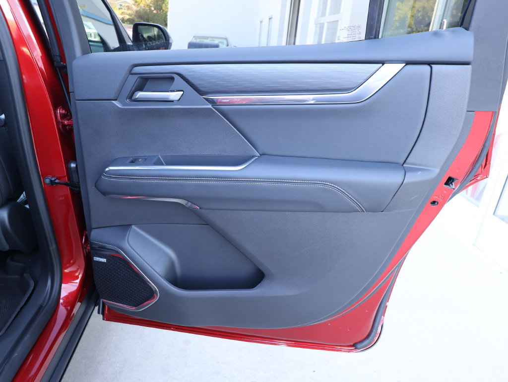New 2027 GMC Acadia Elevation w/ Black Edition AWD/4WD image 34