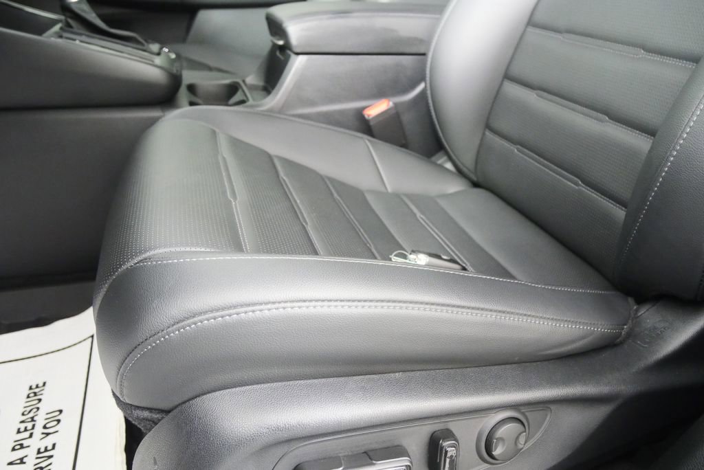 Used 2024 Honda CR-V EX-L image 10