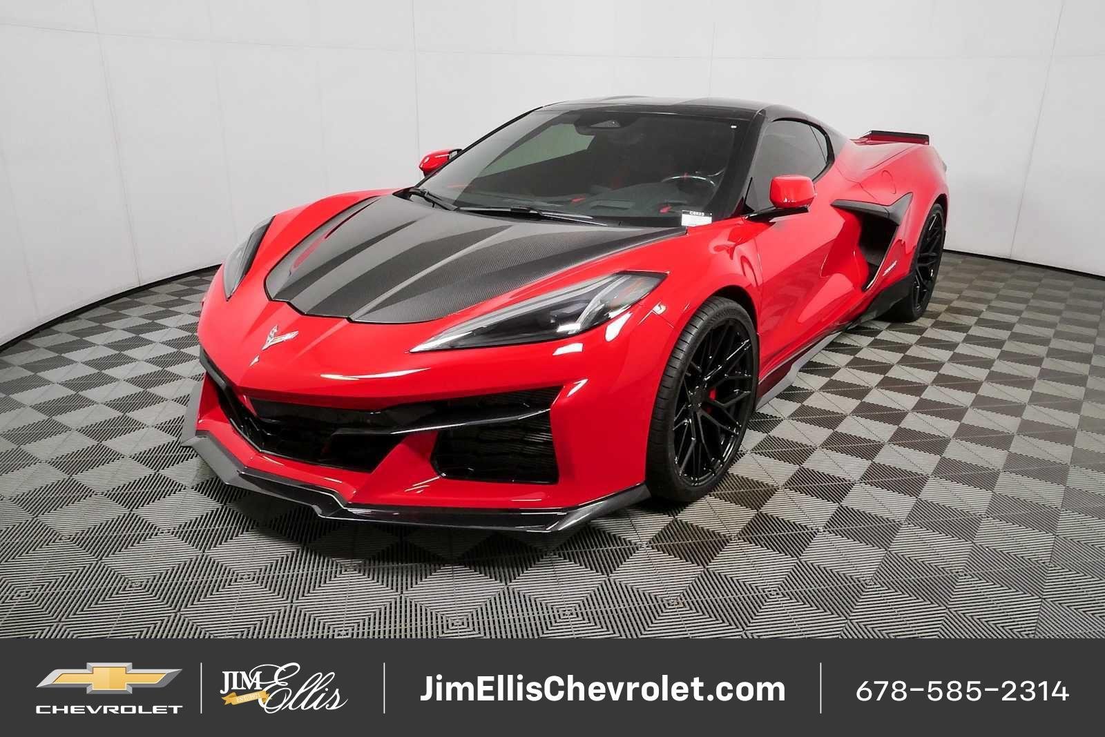 Used 2024 Chevrolet Corvette Z06 w/ Chrome Exterior Badge Package RWD image 22