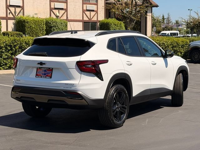 New 2026 Chevrolet Trax ACTIV FWD image 4