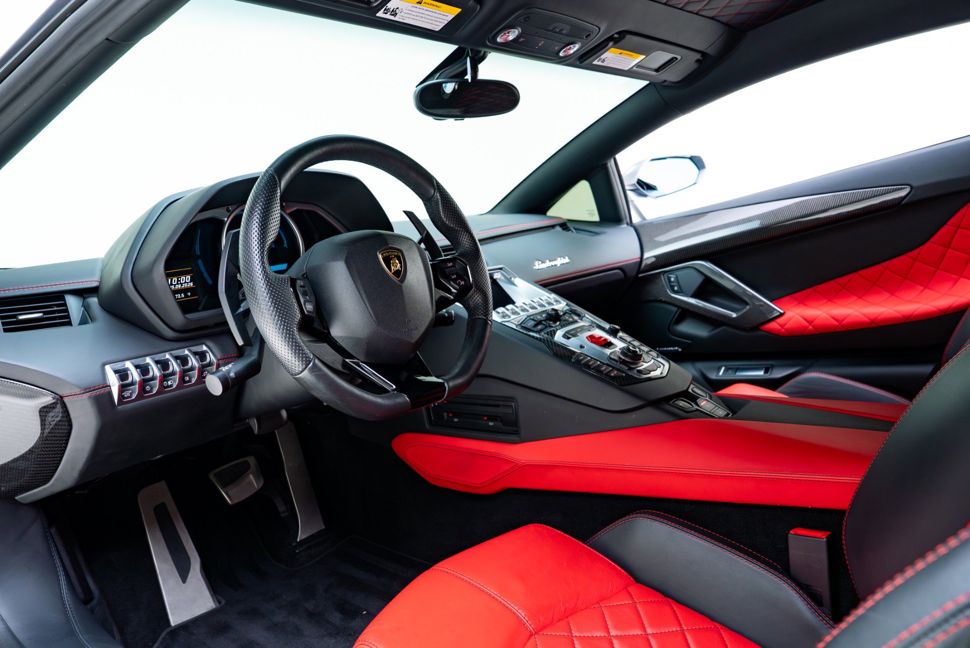 Used 2015 Lamborghini Aventador LP 700-4 AWD/4WD image 2