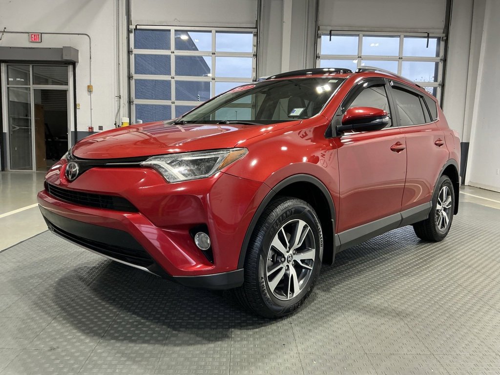 Used 2017 Toyota RAV4 XLE image 2