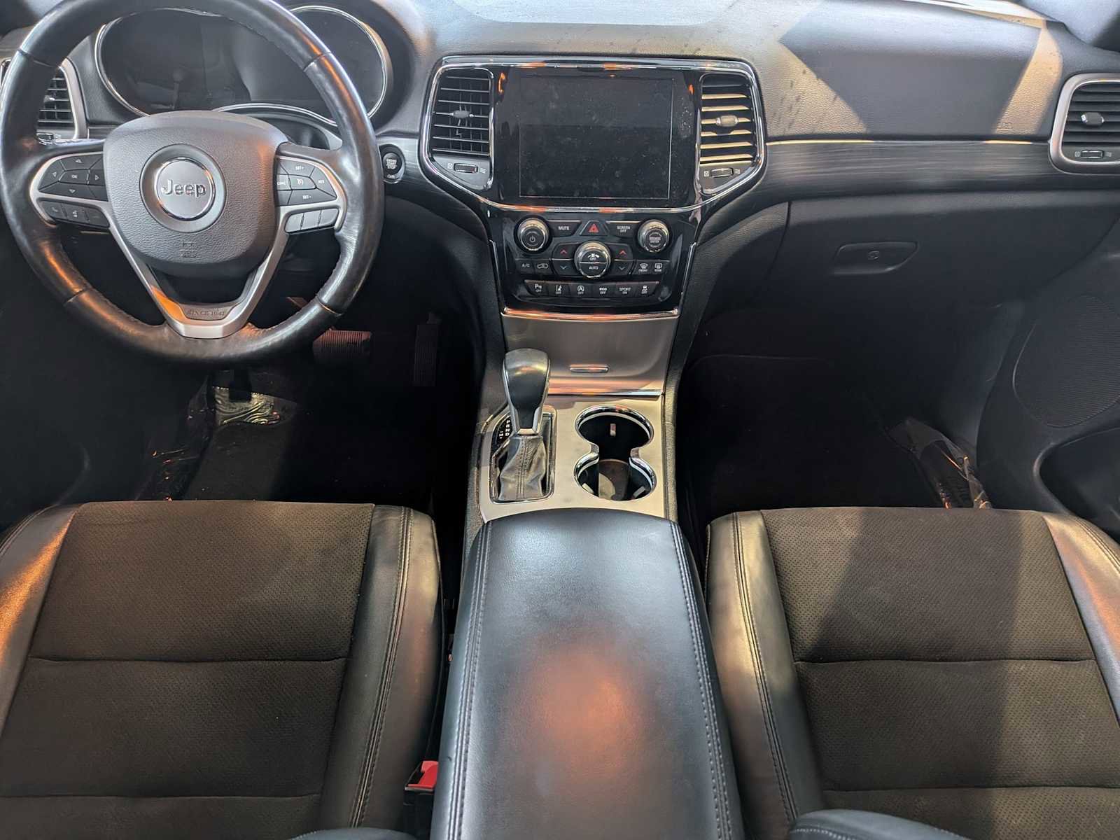 Used 2021 Jeep Grand Cherokee Laredo X image 14