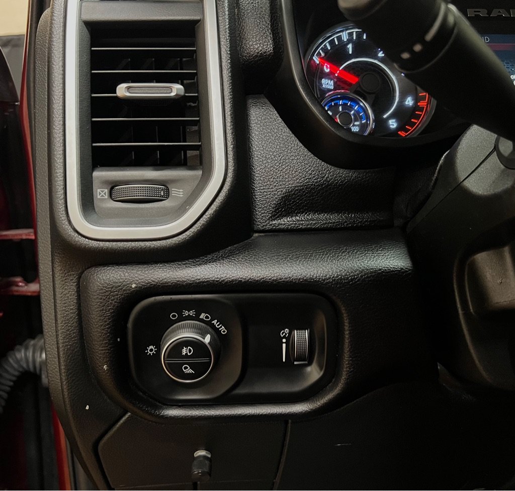 Used 2024 RAM 2500 Big Horn w/ Snow Chief Group AWD/4WD image 28