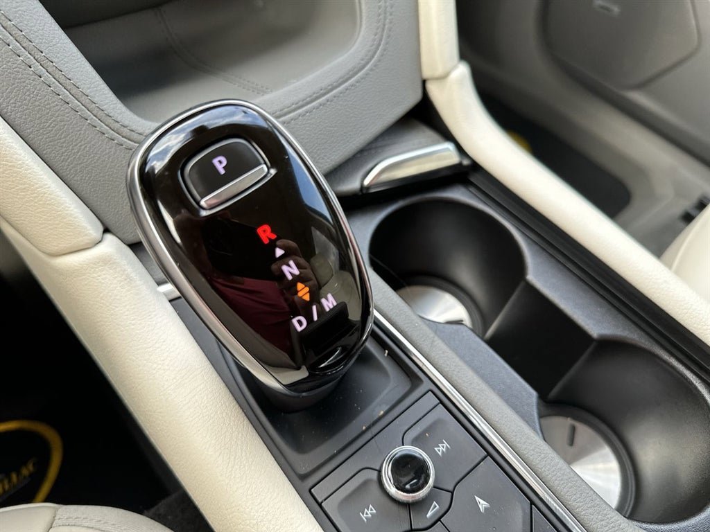 Used 2020 Cadillac XT6 Premium Luxury AWD/4WD image 19
