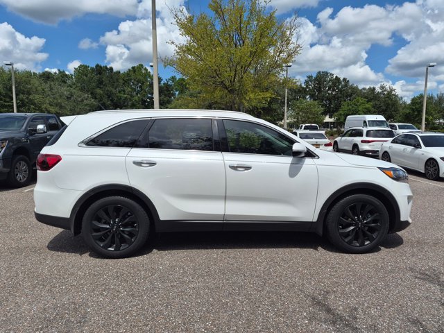 Used 2020 Kia Sorento EX FWD image 2