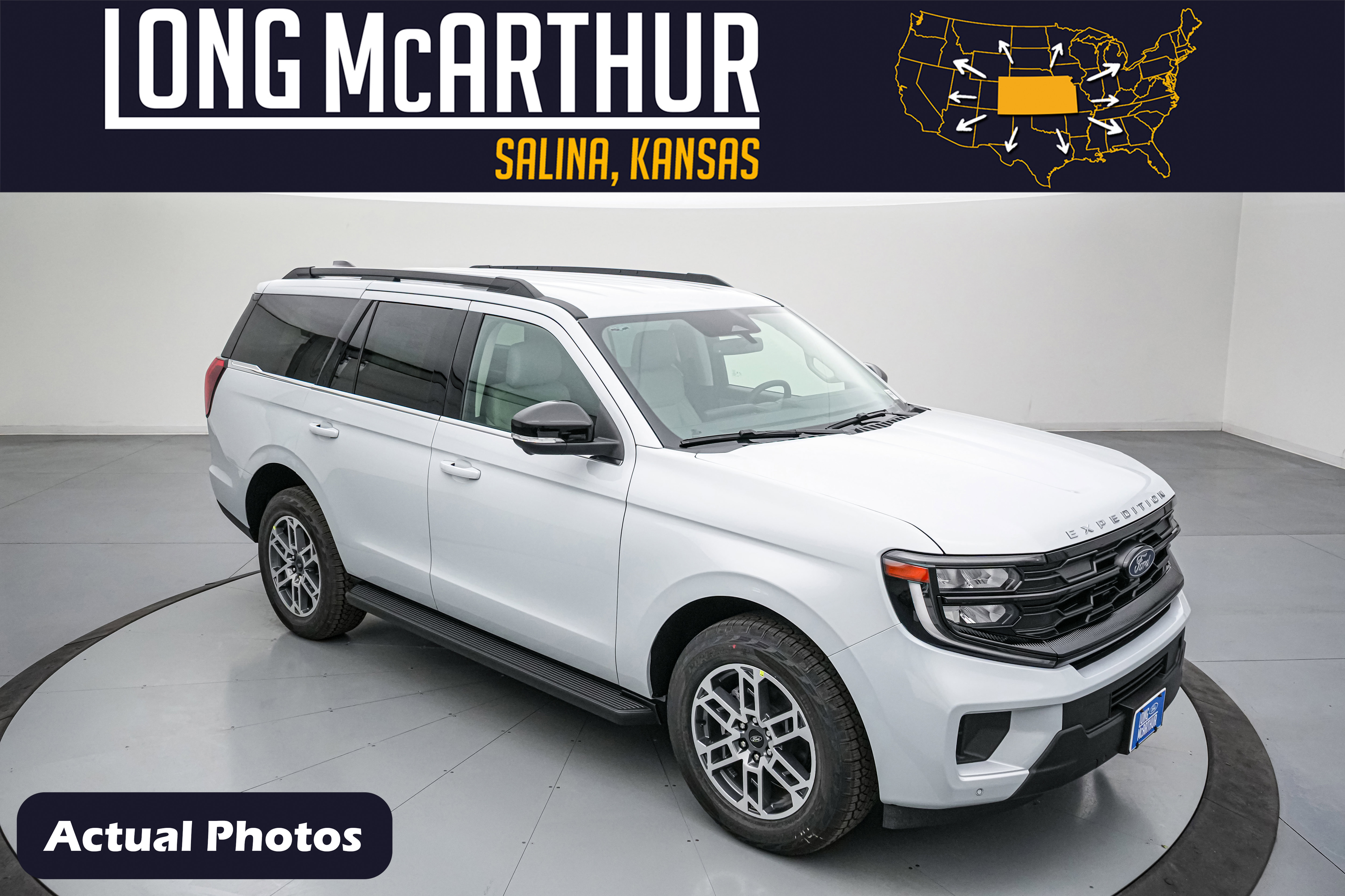New 2026 Ford Expedition Active image 1