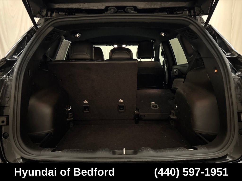Used 2024 Jeep Compass Latitude AWD/4WD image 11