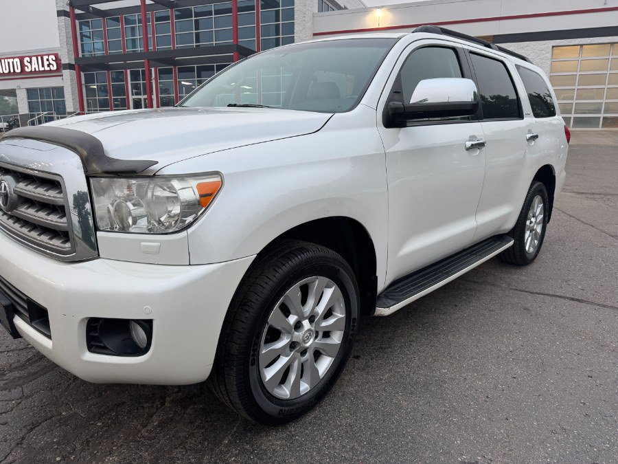 Used 2016 Toyota Sequoia Platinum AWD/4WD image 9