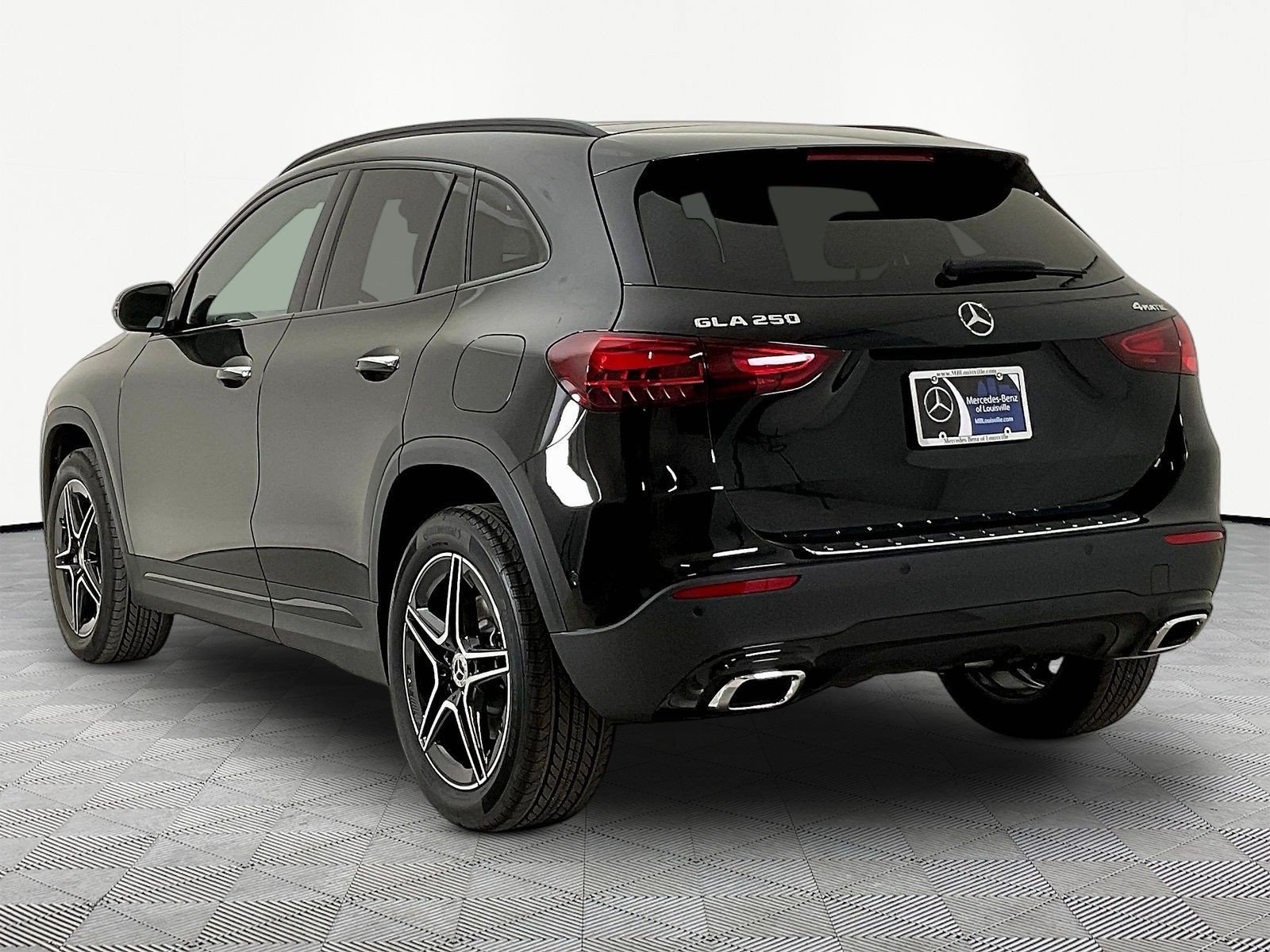 New 2026 Mercedes-Benz GLA 250 4MATIC image 4