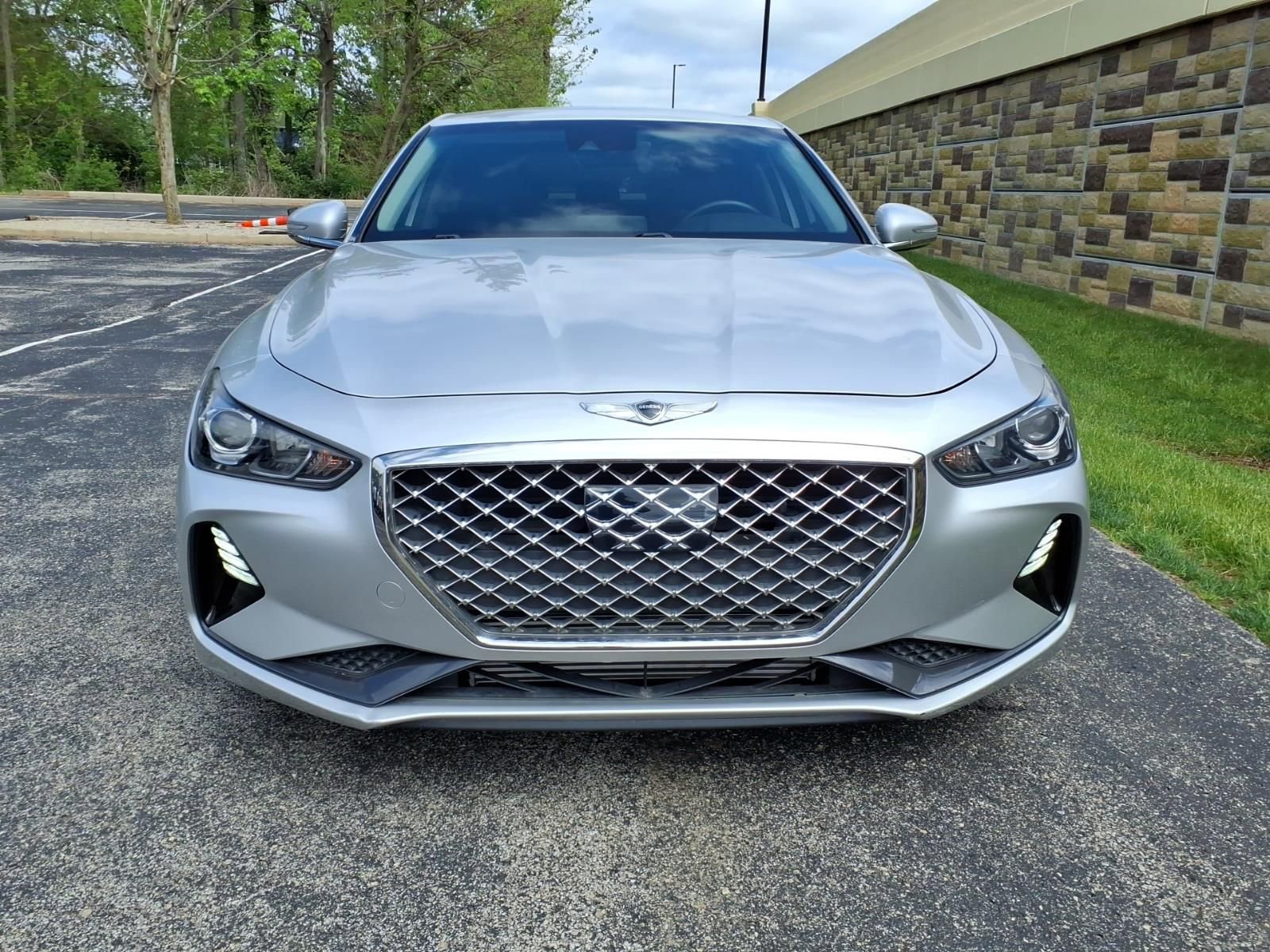 Used 2019 Genesis G70 2.0T Advanced RWD image 3