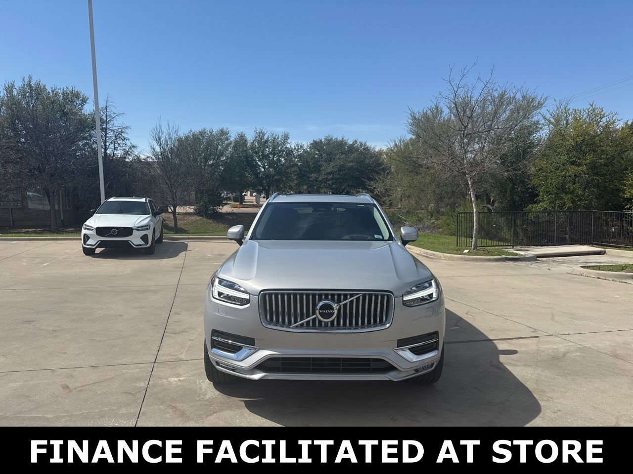 Certified 2023 Volvo XC90 B6 Ultimate image 2